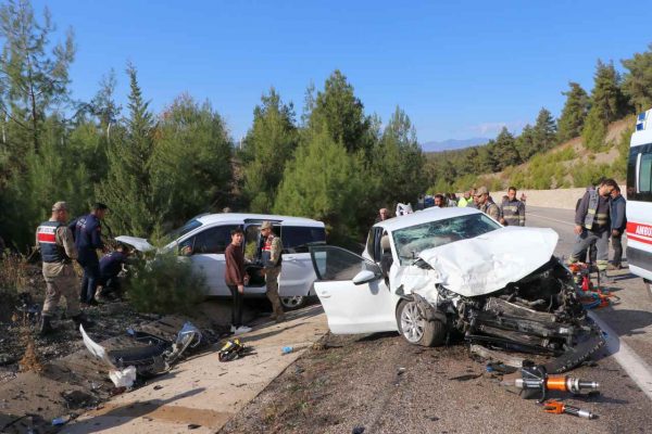 Kilis Yolunda Korkunç Kaza: 6 Kişi Yaralandı