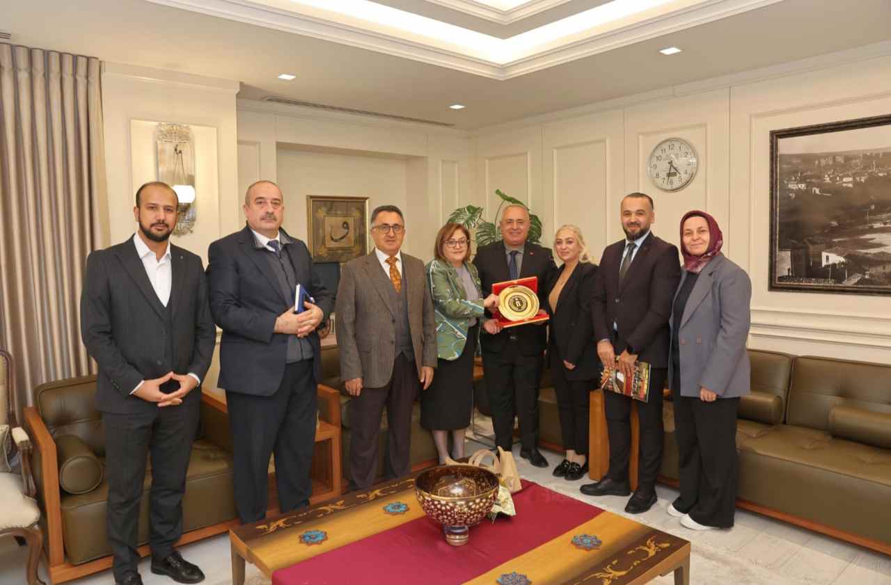 fubolexpress_2022_15911 EMŞAV Vakfı Başkanları, Başkan Fatma Şahin ile Bir Araya Geldi