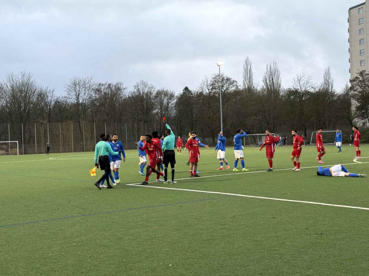 Harburg Türkspor 10 Kişi Bıraktı, Zonguldakspor Puanı Kaptı