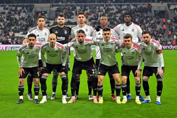 Beşiktaş devre arasına 3 puanla girdi