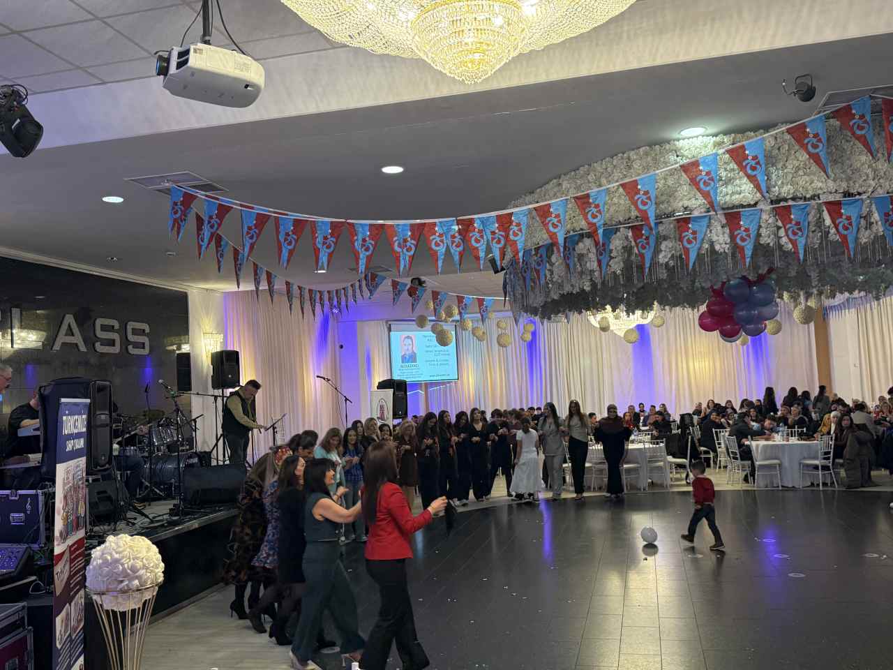 Karadeniz Kültürü Hamburg’ta Sahne Aldı