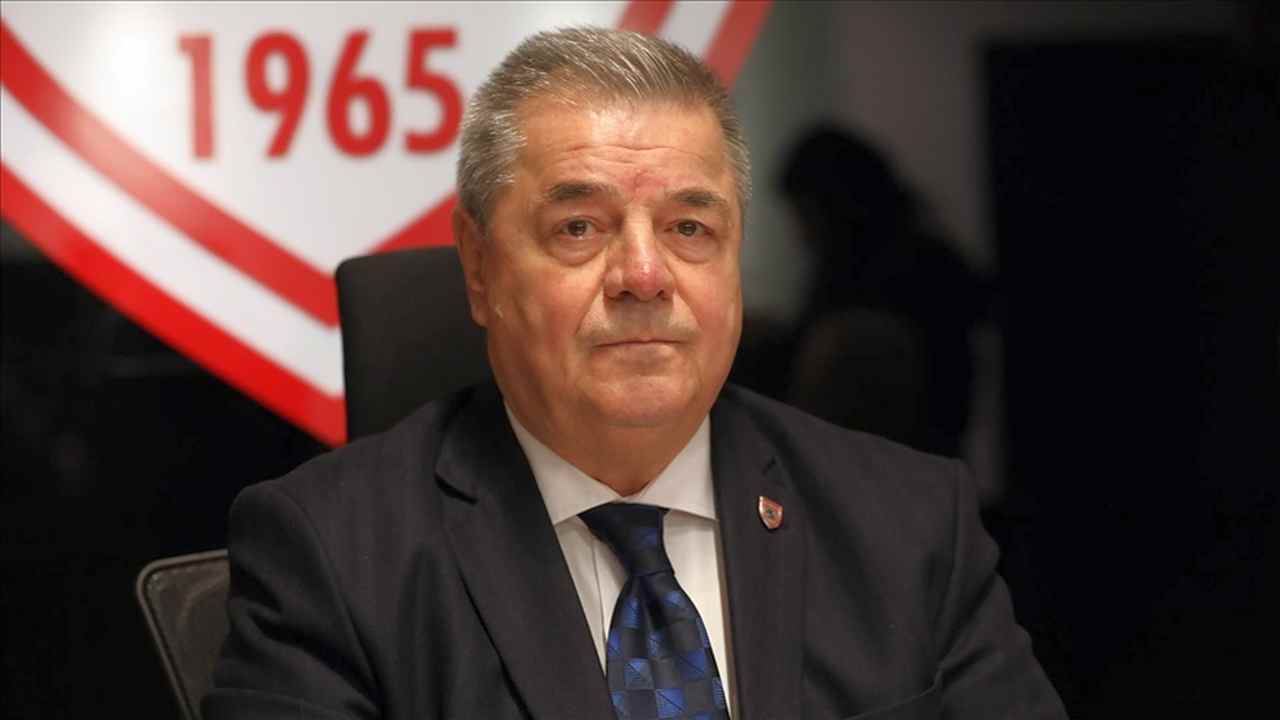 Samsunspor Kulüp Başkan Vekili Bilen: Samsunspor, yaklaşık 20 yıl sonra ciddi bir bedelle oyuncu satıyor
