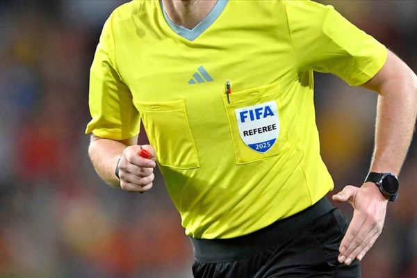 TFF, 2026 yılında FIFA kokartı takacak hakemleri belirledi
