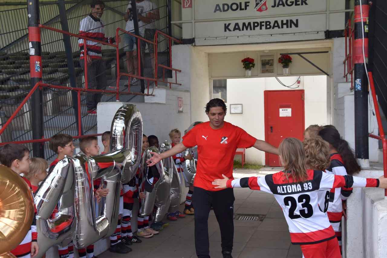 JFV Lübeck’te Şok Karar: Cloppatt Gitti, Algan Geldi