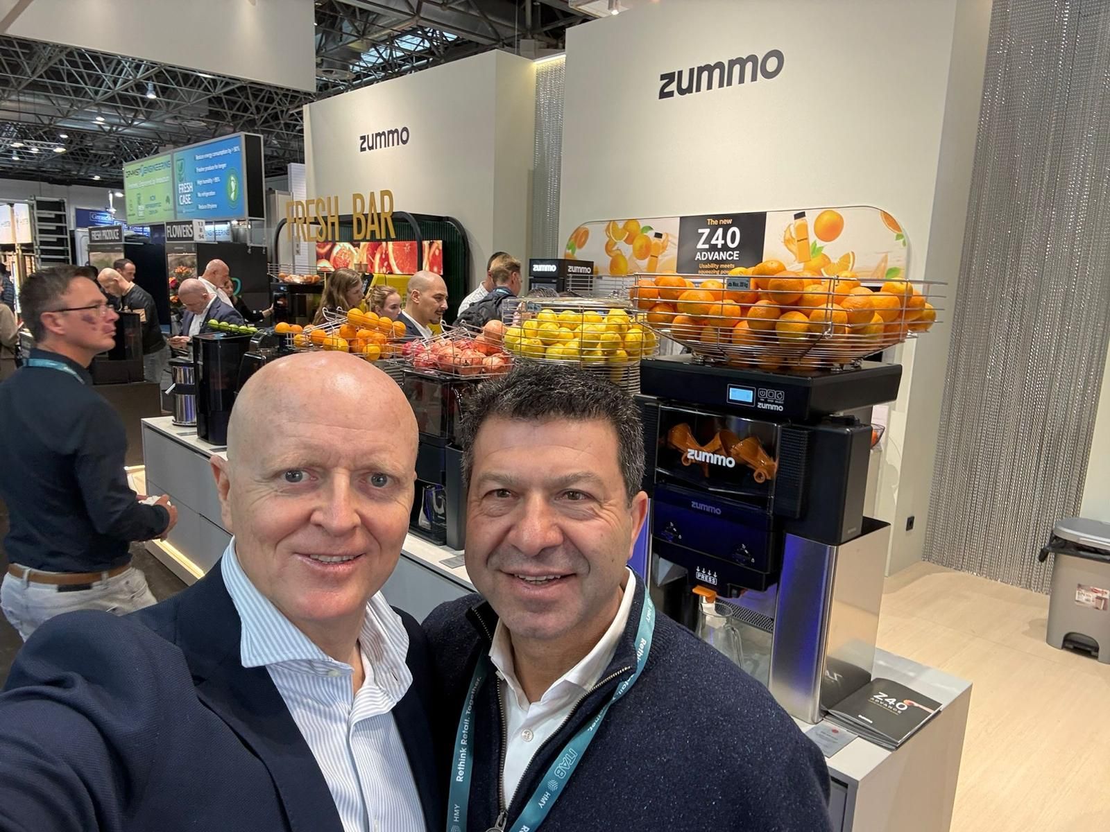 WhatsApp Image 2026-02-24 at 17.19.26rrrrrrrrrrrr Düsseldorf Fuarında Doğal Lezzetlerin Yıldızı: As Saft Zummo