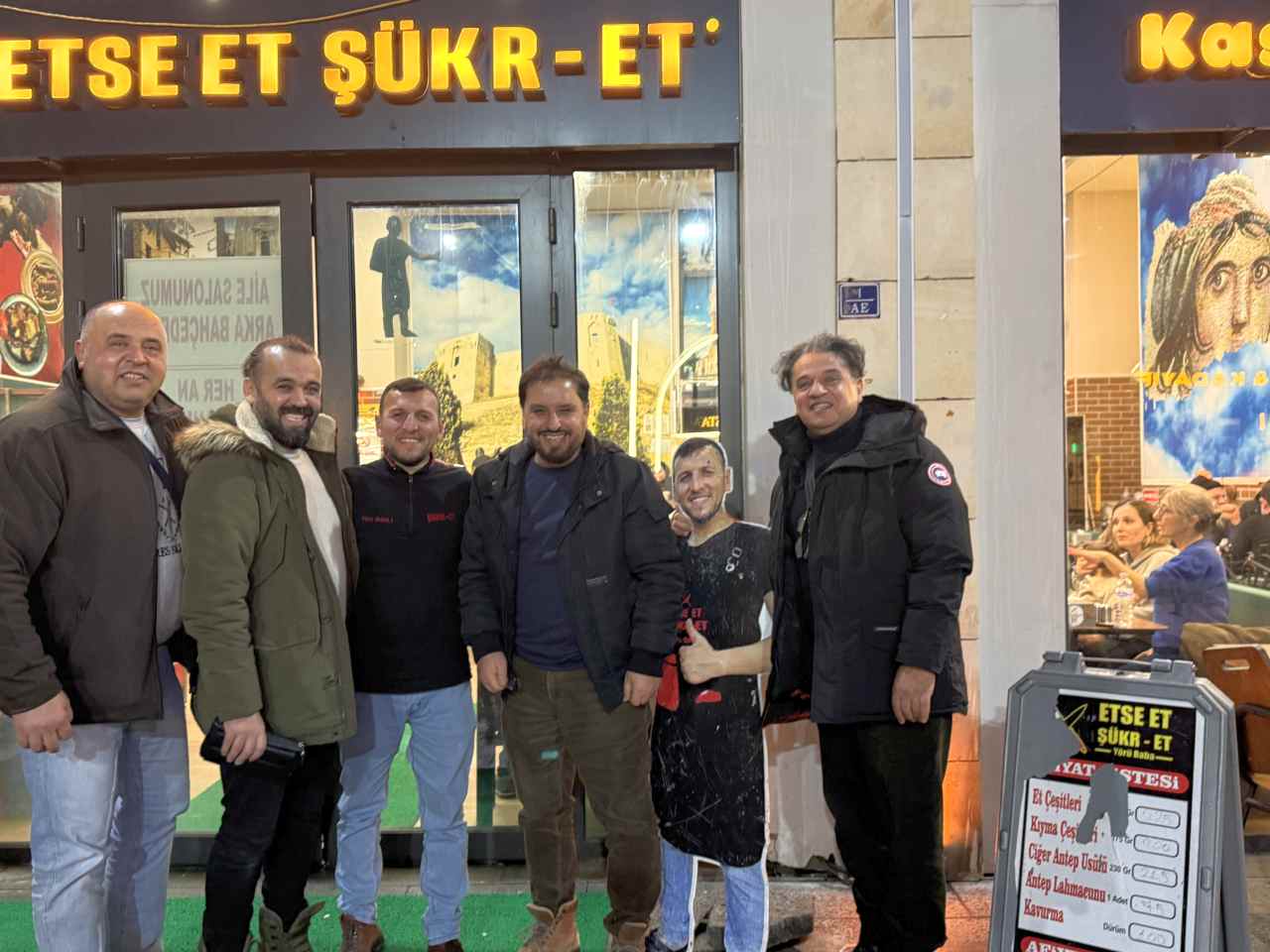 fubolexpress_2022_17007 Lezzet, Samimiyet ve Yoğun İlgi: Gaziantep’te ŞÜKR-ET Farkı