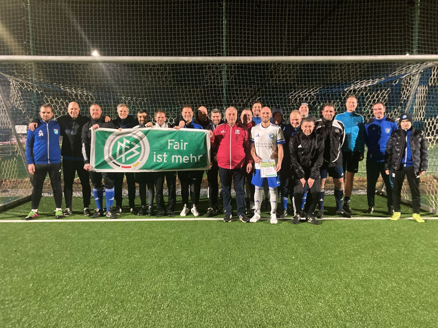 futbolexpress_2022_17363 FairPlay-Auszeichnung für TuRa Harksheide Ü40