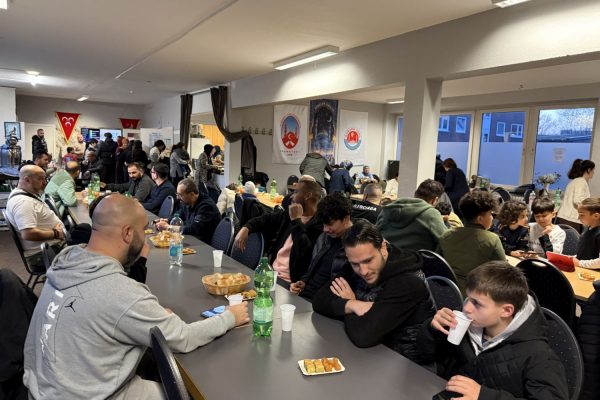 Türkan Ailesi’nden Anlamlı Organizasyon: Dualarla Açılan Oruçlar