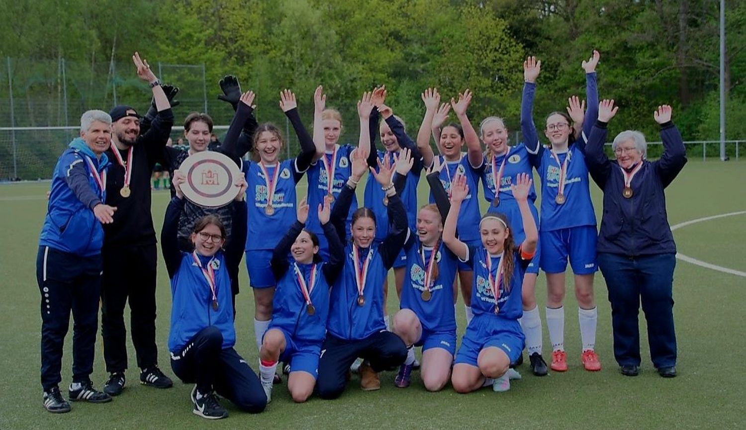 HFV ehrt erste Meisterinnen der Saison