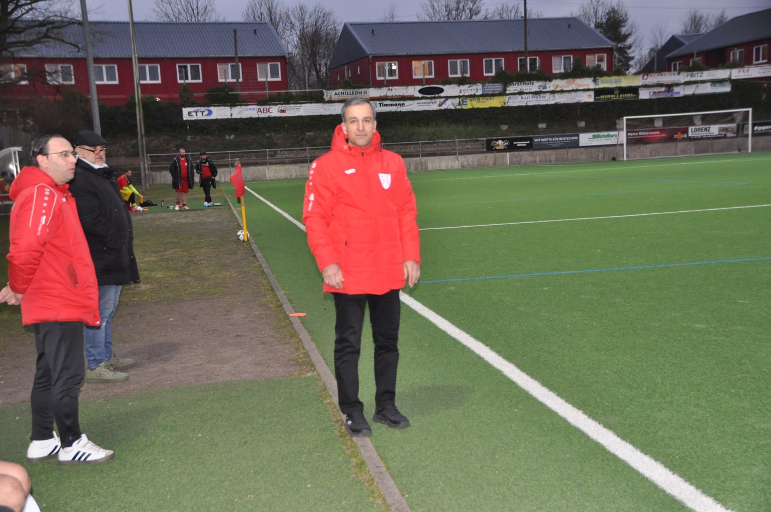 Emrullah Akan: “8 puanı kapatabiliriz”