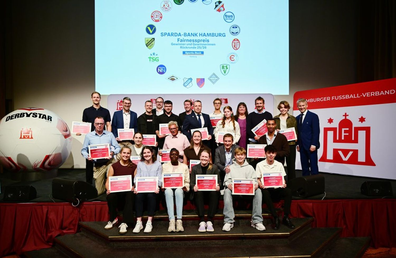HFV-Jahresempfang: Auszeichnungen an Vereine, Sportler und Ehrenamtliche verliehen