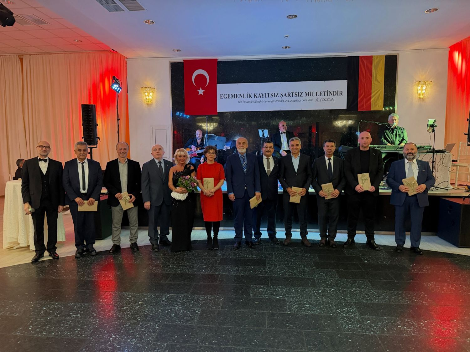 Hamburg’da Cumhuriyetin 103. Yılı Coşkuyla Kutlandı